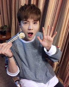 娱乐吃瓜酱是谁的配音啊,是谁演绎了这个热门角色的魅力之声？  第2张