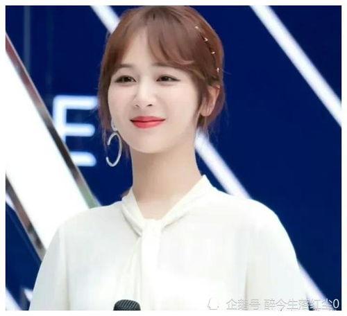 娱乐吃瓜酱 姐弟,揭秘姐弟情深背后的娱乐风云 第2张 娱乐吃瓜酱 姐弟,揭秘姐弟情深背后的娱乐风云 第2张